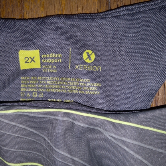 Xersion Women's Medium Support Sports Bra Size 2X - Picture 2 of 5
